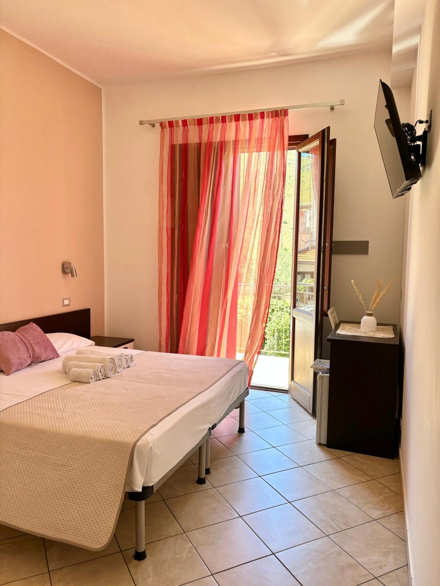 Bed And Breakfast Turi Castelluzzo Dış mekan fotoğraf